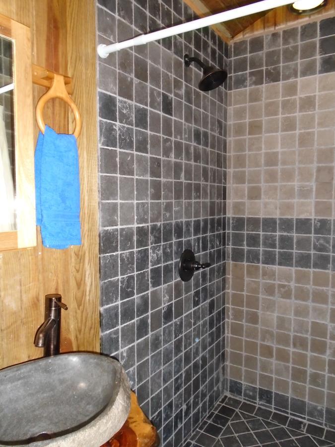 J And H Garden Cabinas โบกัสทาวน์ ภายนอก รูปภาพ