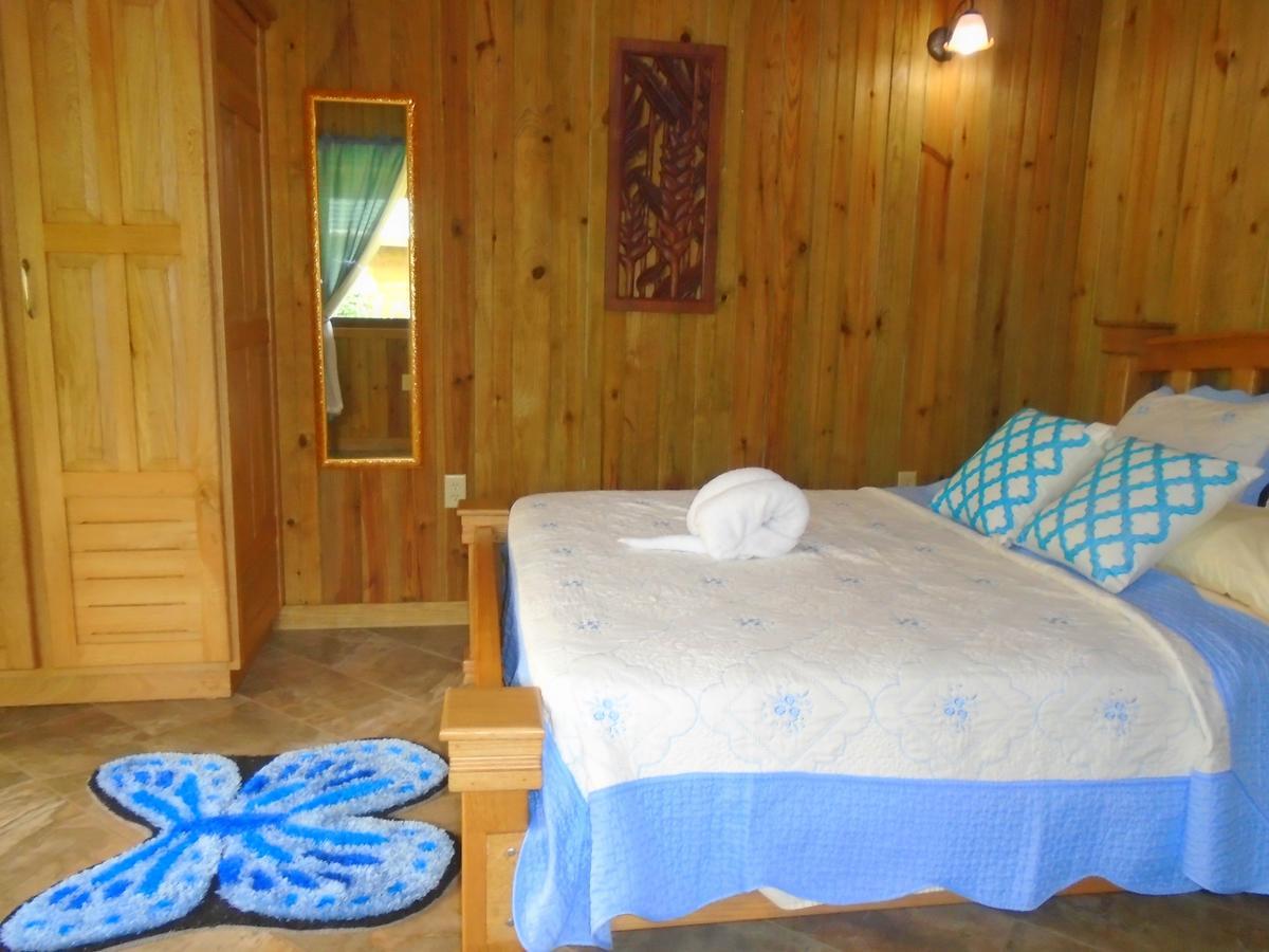 J And H Garden Cabinas โบกัสทาวน์ ภายนอก รูปภาพ